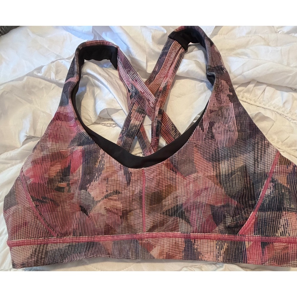 Lululemon Energy Bra Pink Purple Abstract Plaid Strappy Back Sports Bra Size 8